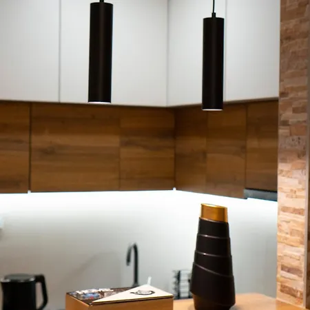 As Apartment *