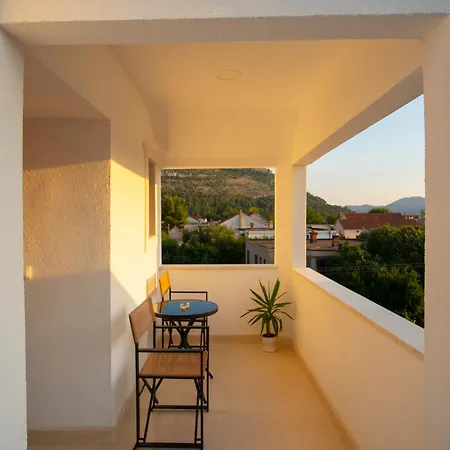 Apartment As *